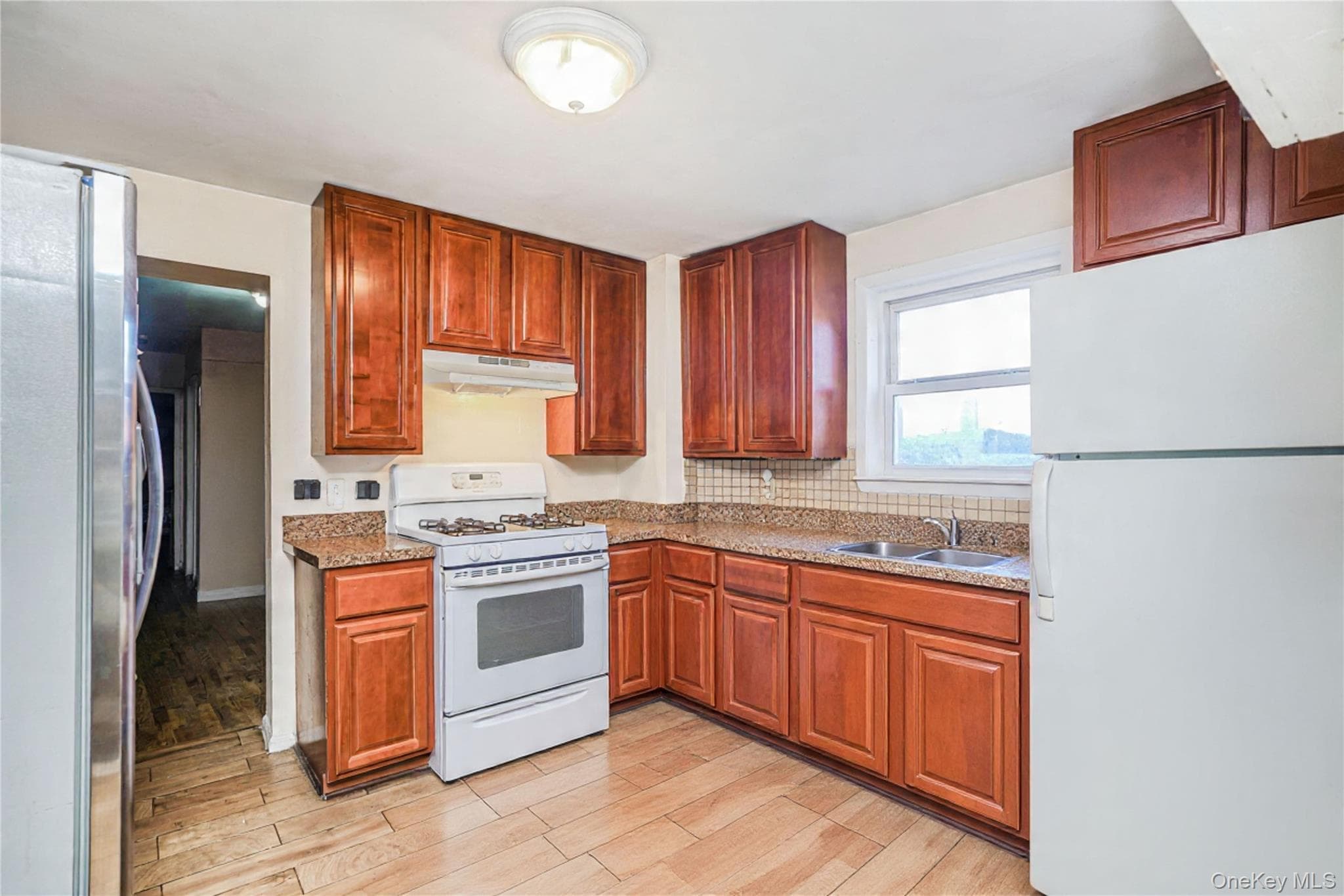 2579 Cropsey Ave Cropsey Avenue thumbnail 25