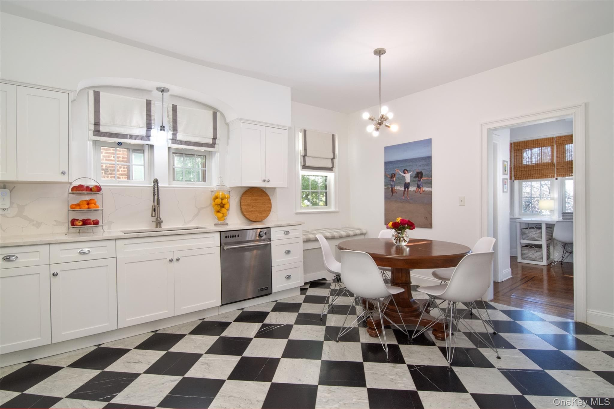 233 Kneeland Avenue thumbnail 18