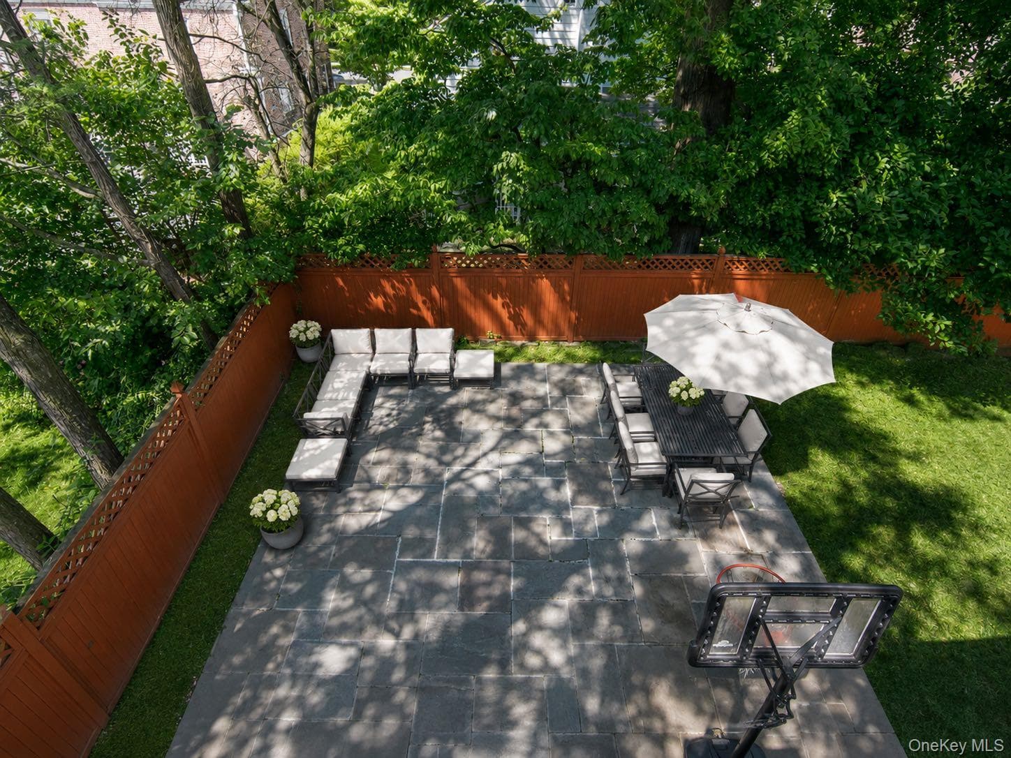 233 Kneeland Avenue thumbnail 39