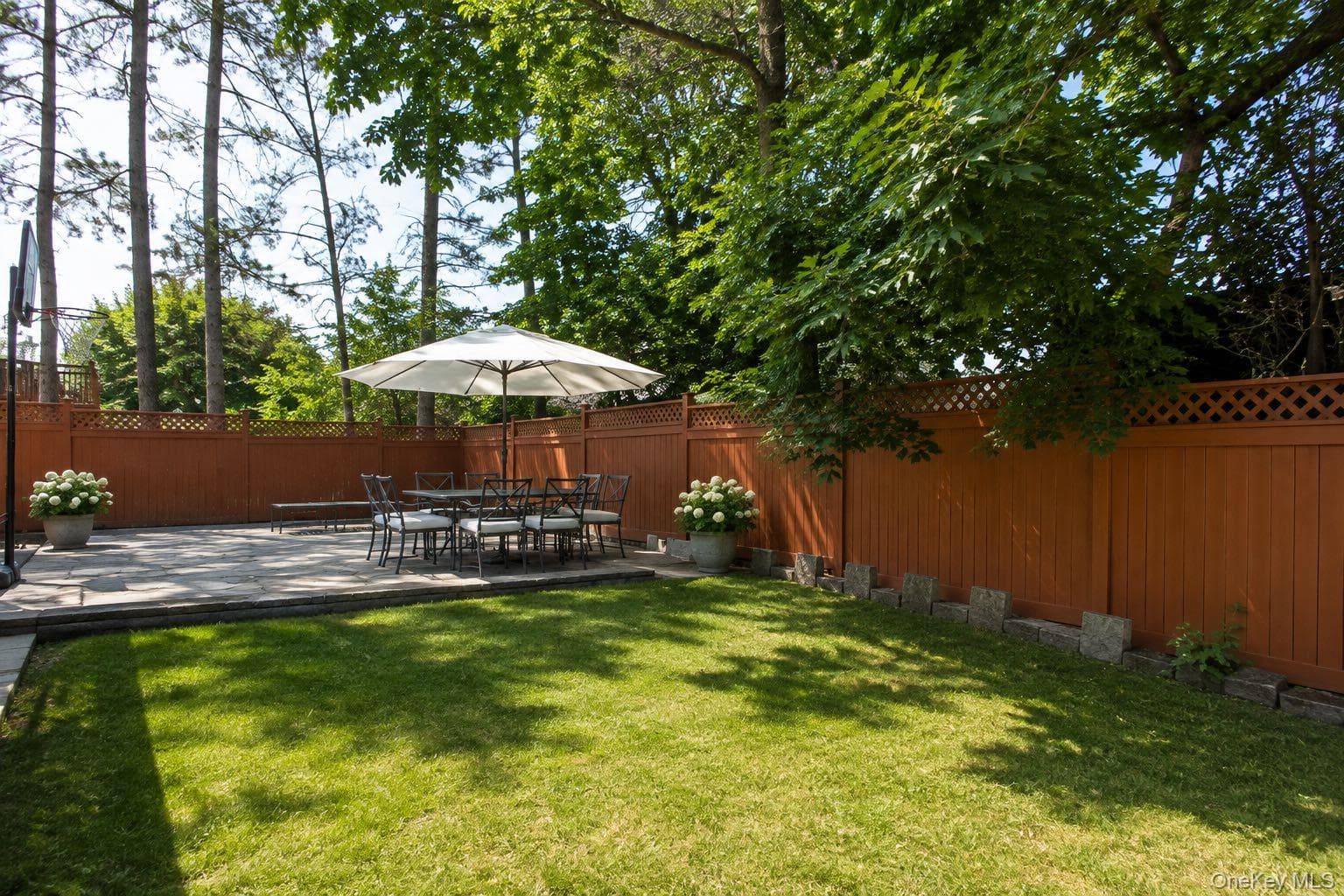 233 Kneeland Avenue thumbnail 41