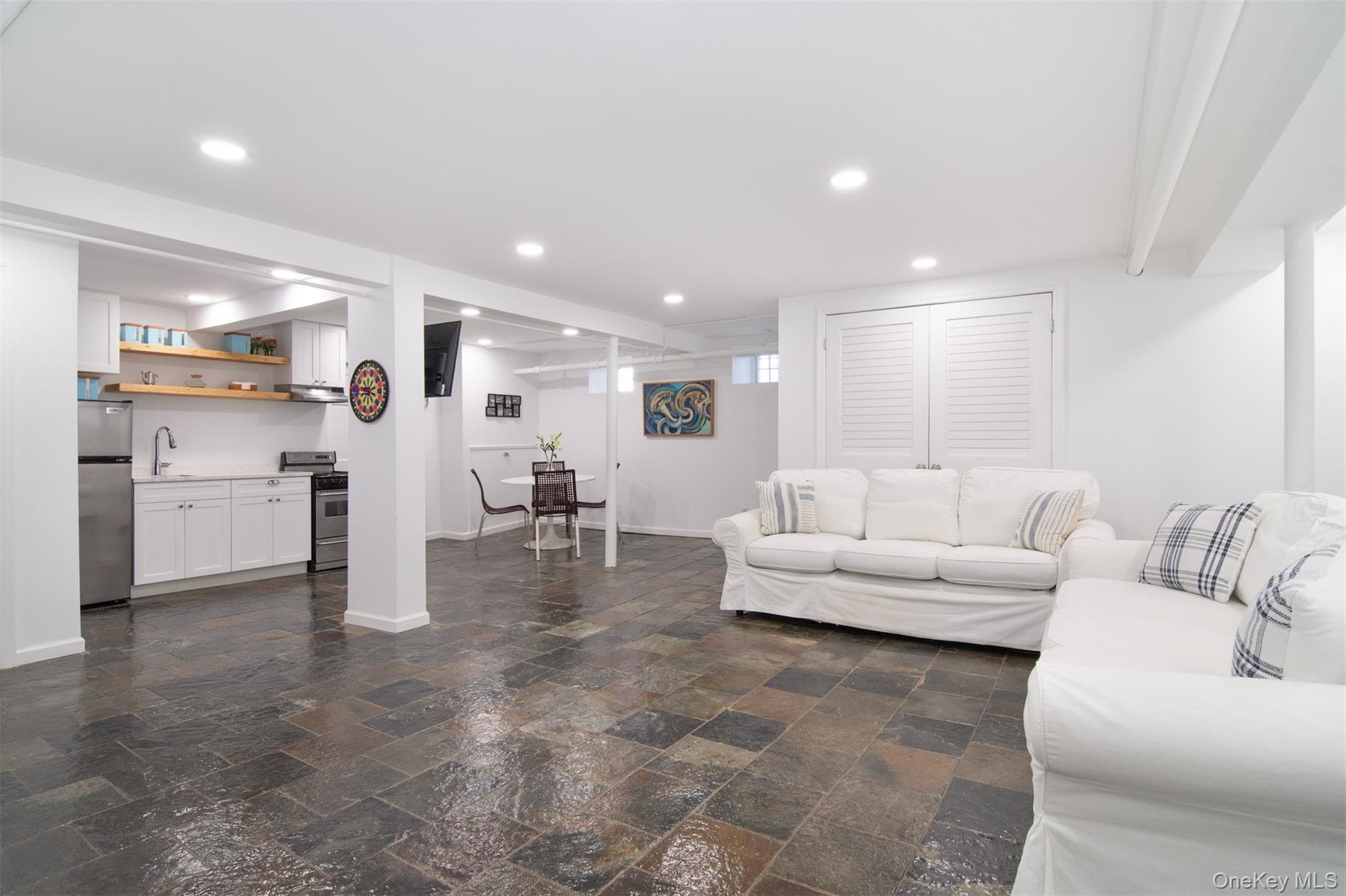 233 Kneeland Avenue thumbnail 33