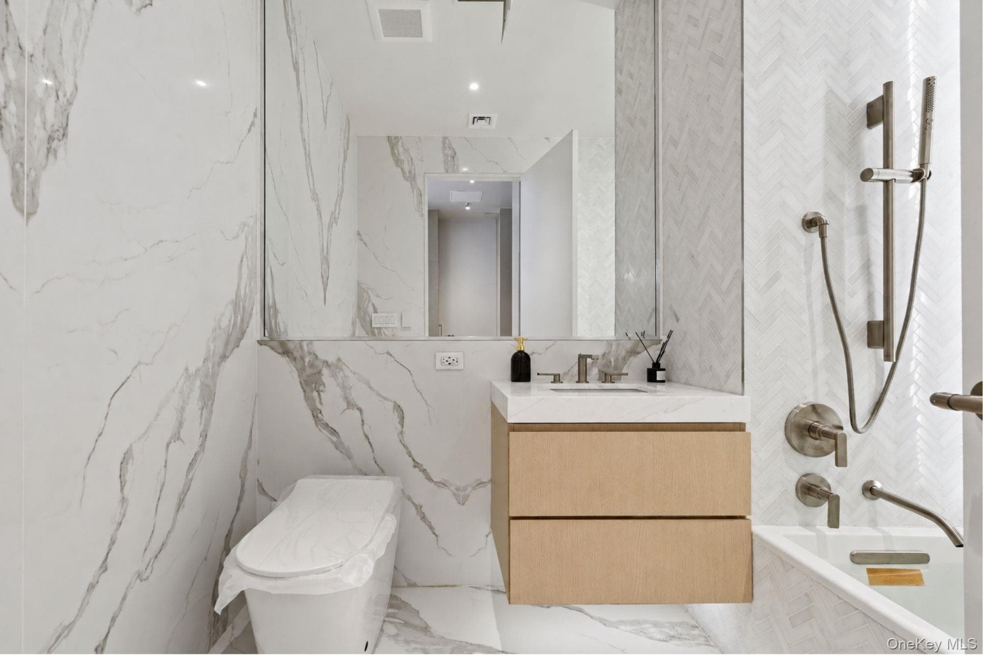 25-08 43rd Avenue Unit: 2B thumbnail 5