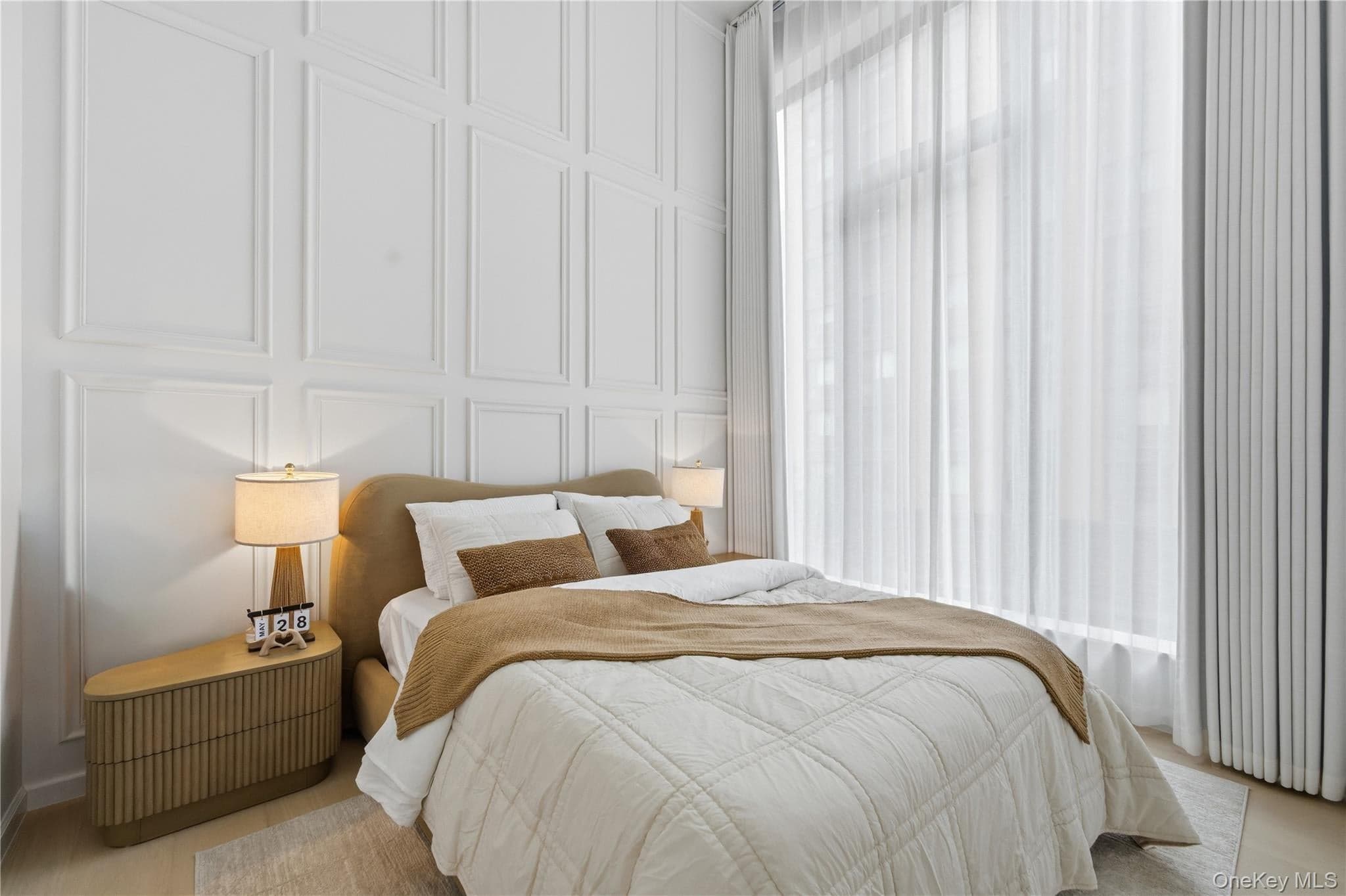 25-08 43rd Avenue Unit: 2B, Long Island City