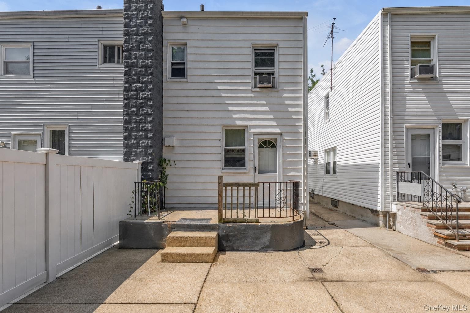 33-19 203rd Street thumbnail 14
