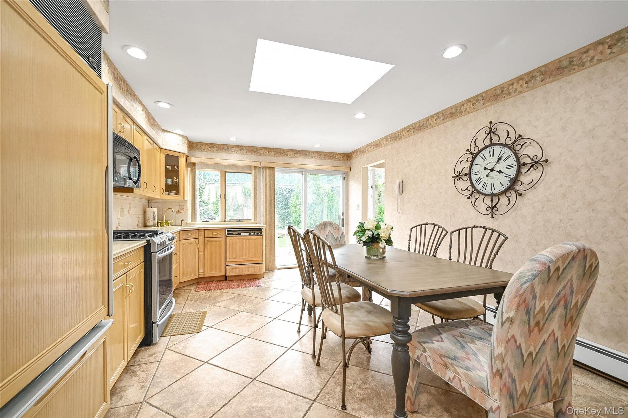222-44 Garland Drive thumbnail 11