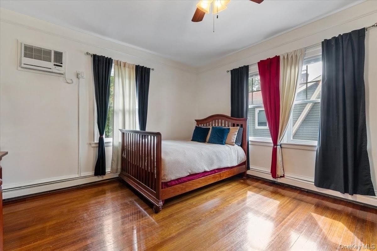 1051 Roselle Place thumbnail 17