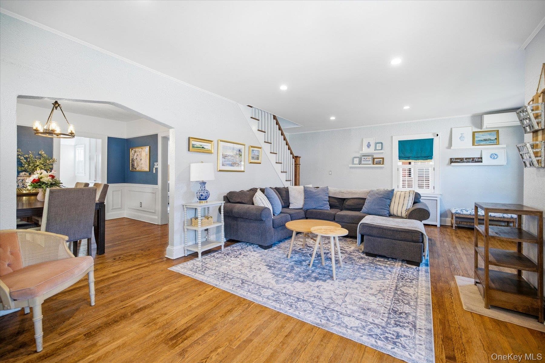 1753 Victoria Street thumbnail 8