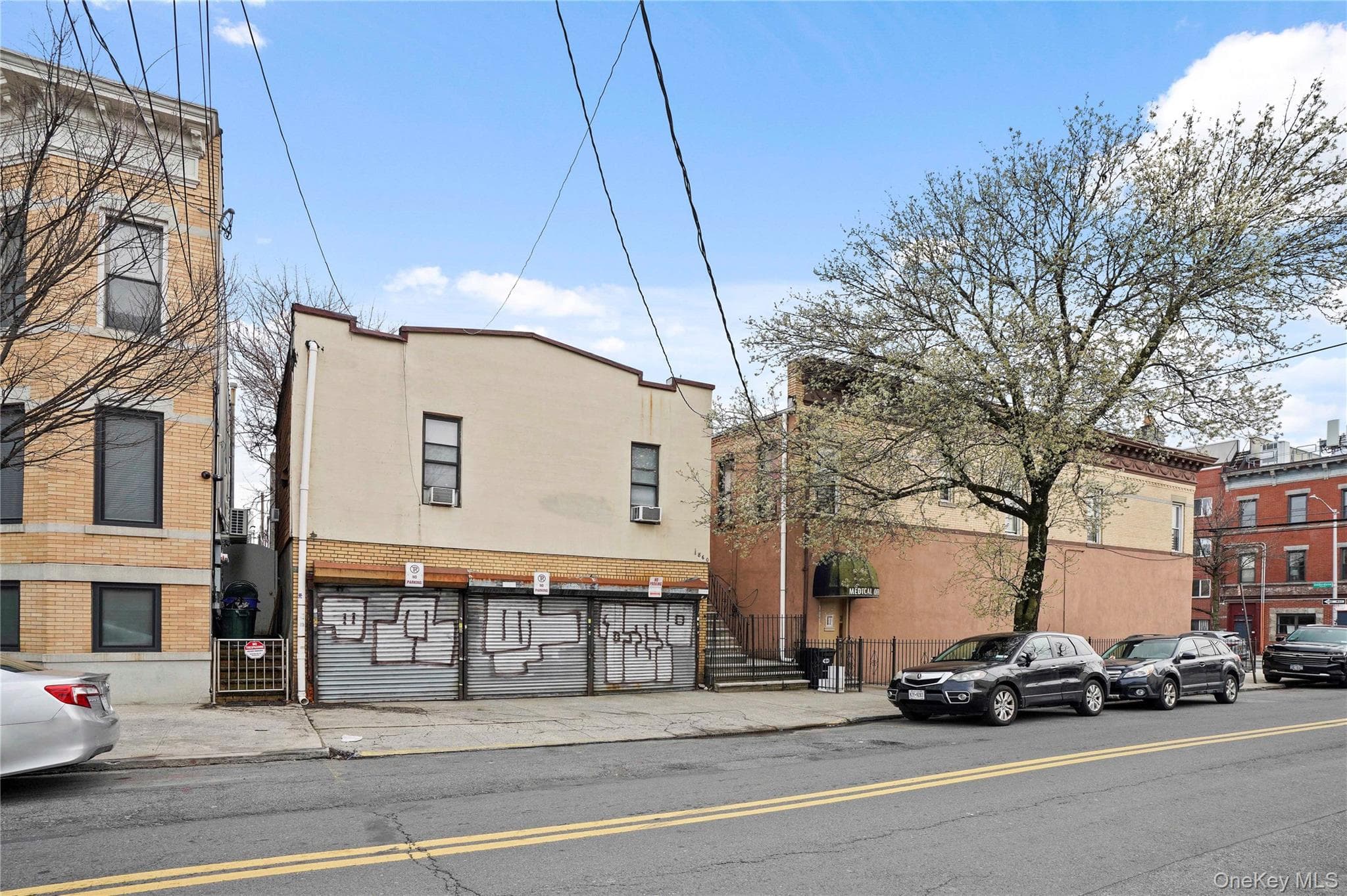 351 Onderdonk Avenue thumbnail 6