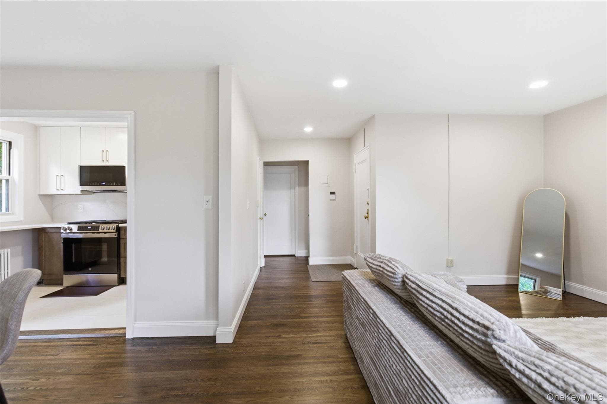 16 Edwards Street Unit: 3F thumbnail 2