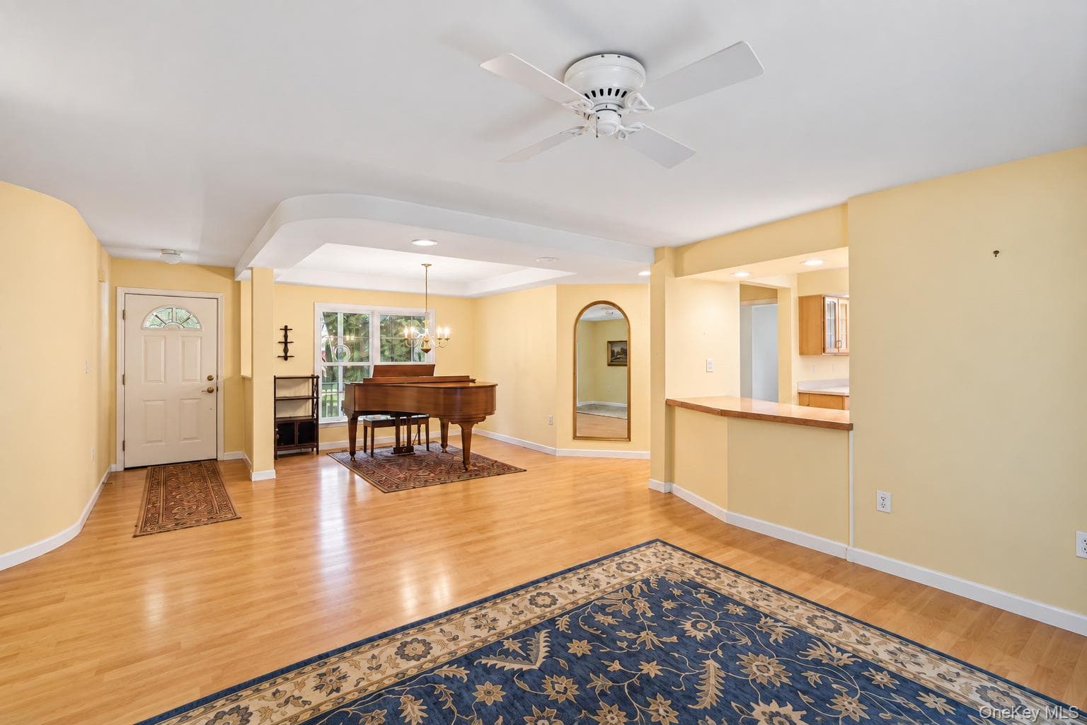1407 Middle Road Unit: 245 thumbnail 3