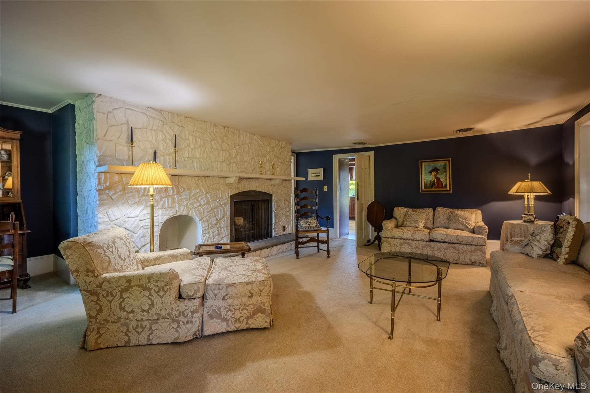 190 Dunthorne Drive thumbnail 2
