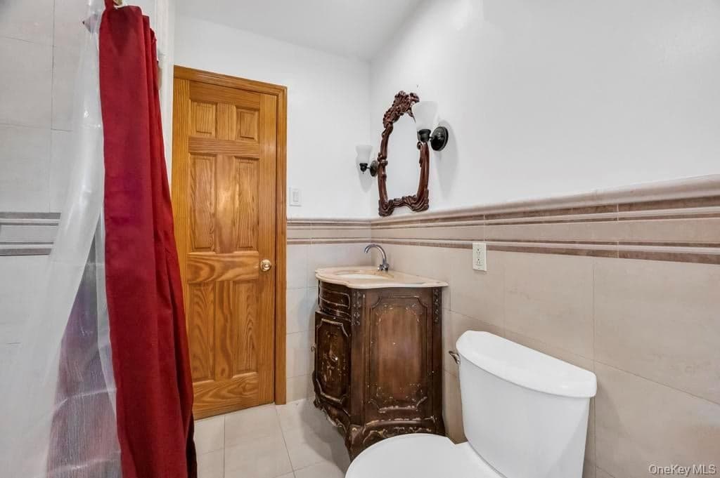 3263 Milburn Avenue thumbnail 7