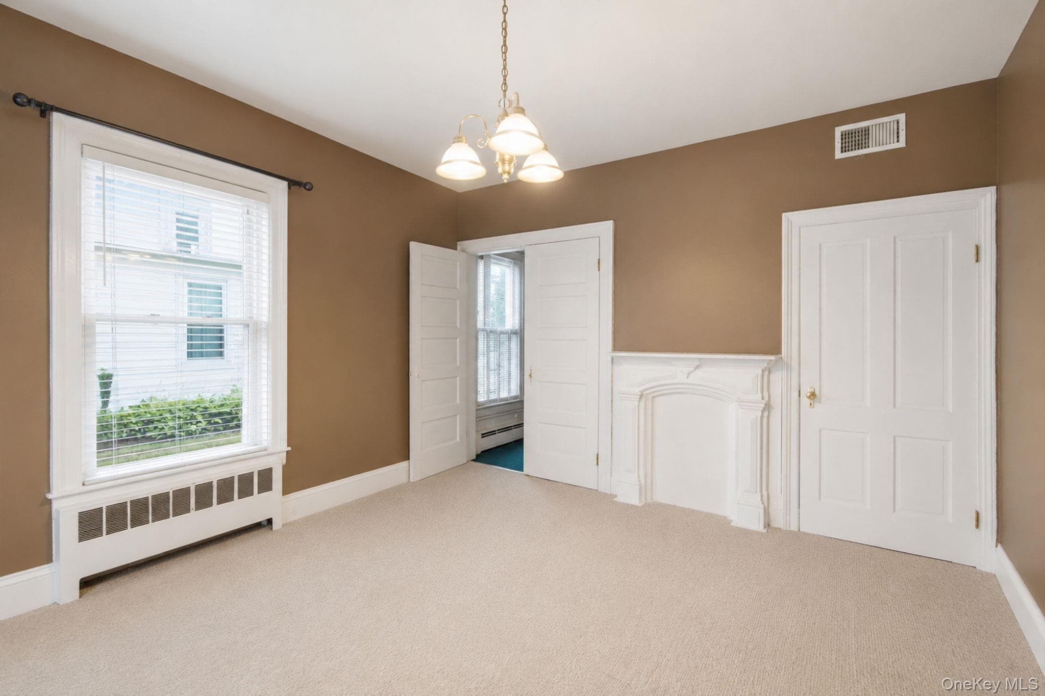 147 N Ocean Avenue thumbnail 9