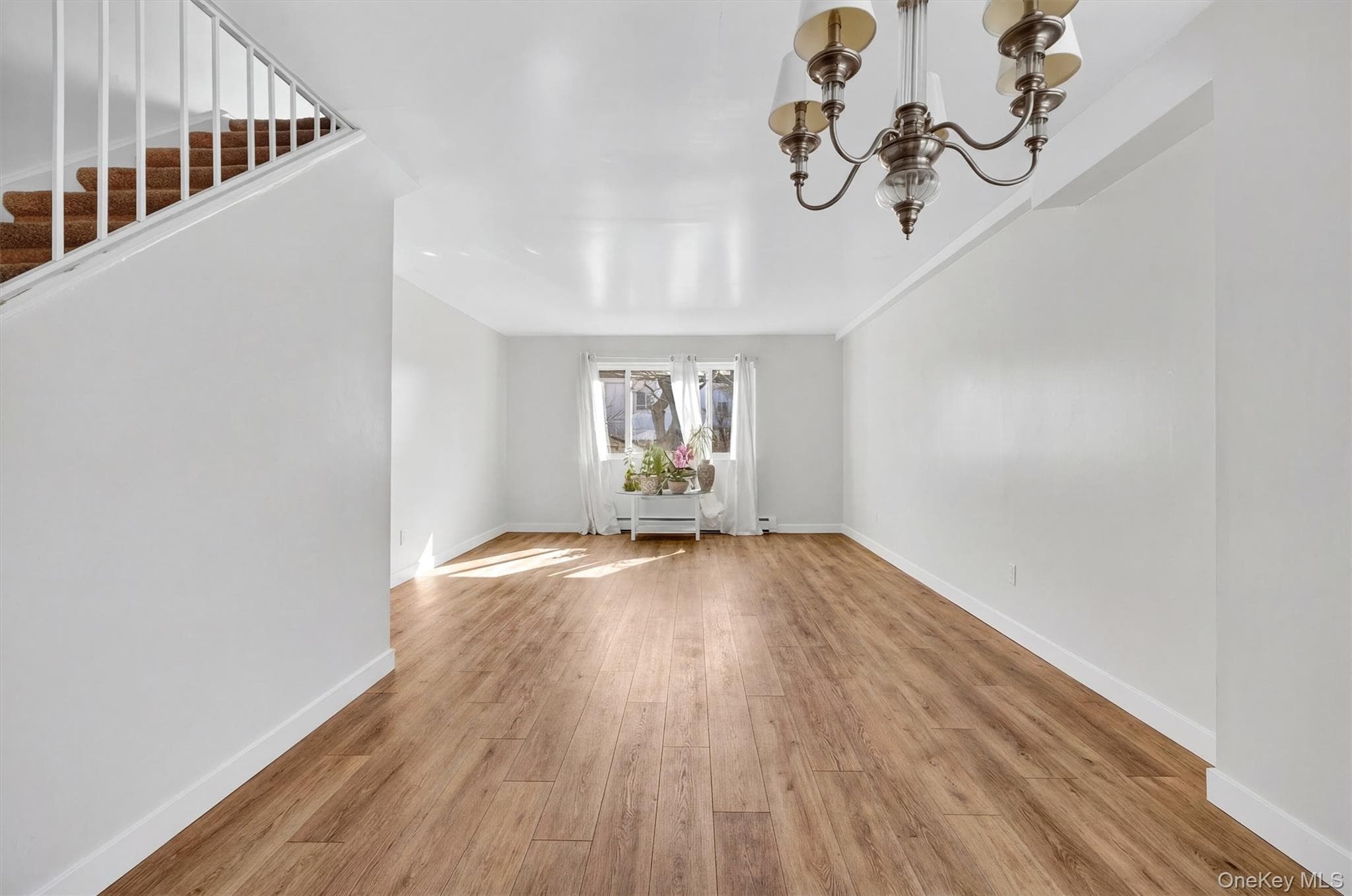 150 Glenwood Avenue Unit: F5 thumbnail 2