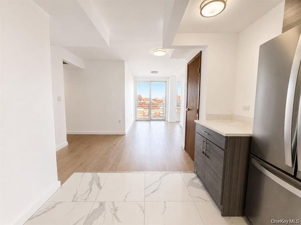 7009 45th Avenue Unit: 7C, Woodside