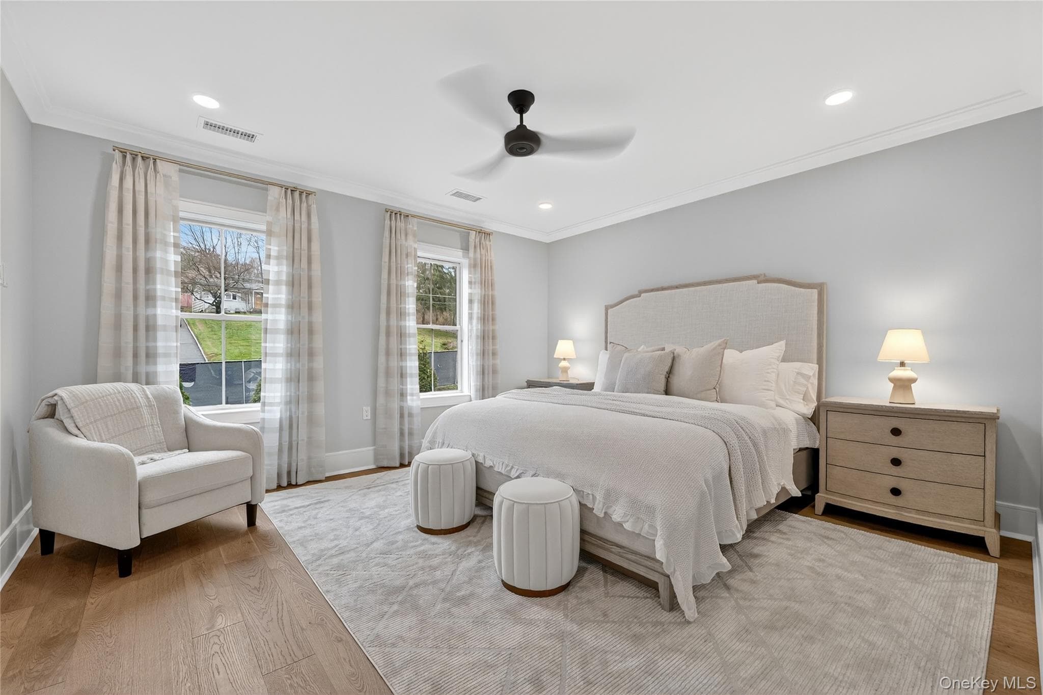 1815 Soundview Court thumbnail 16