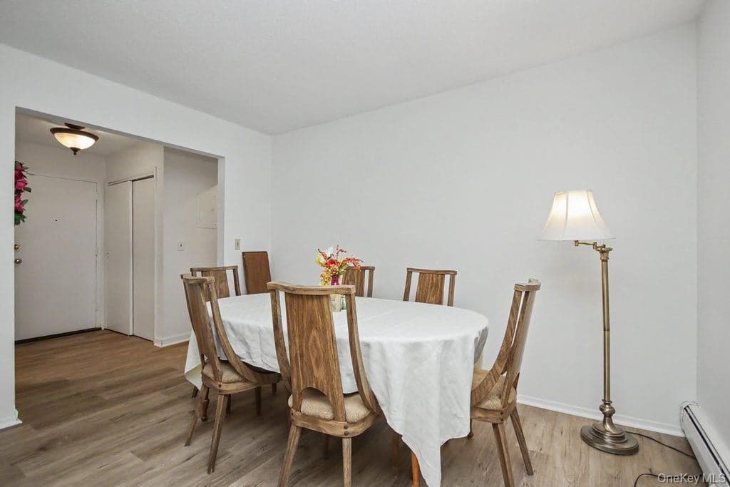 969 Sierra Vista Lane thumbnail 12