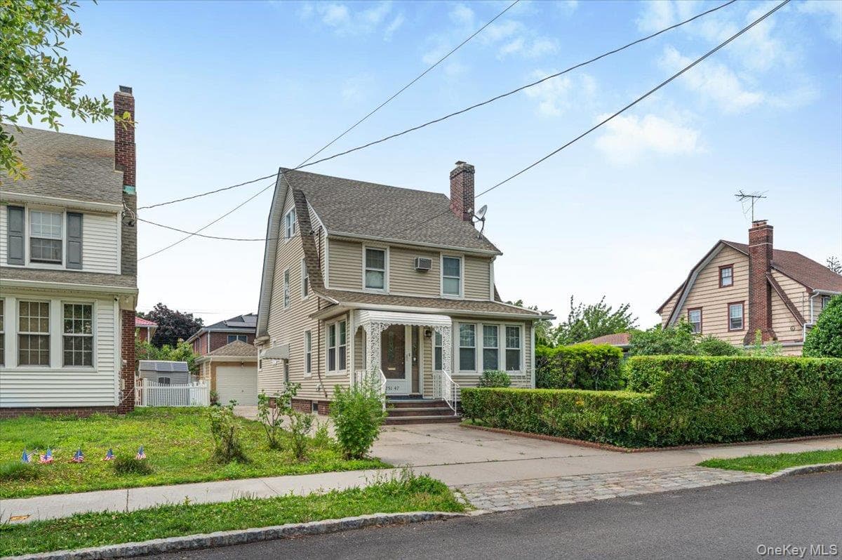 251-47 42nd Avenue thumbnail 32