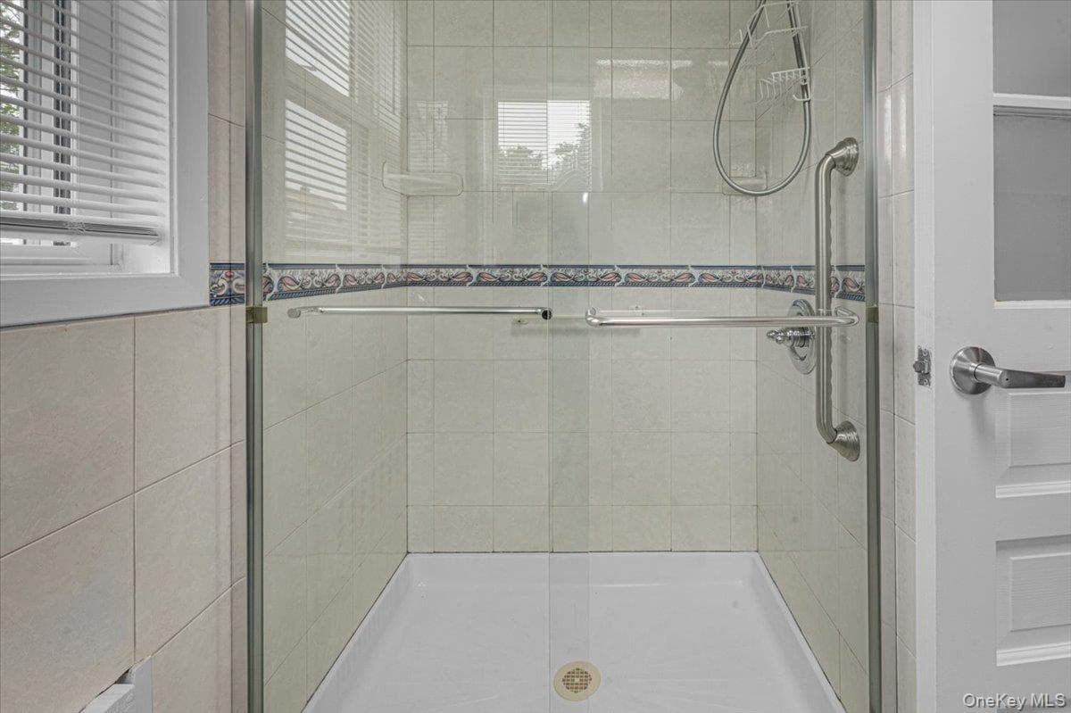 251-47 42nd Avenue thumbnail 19