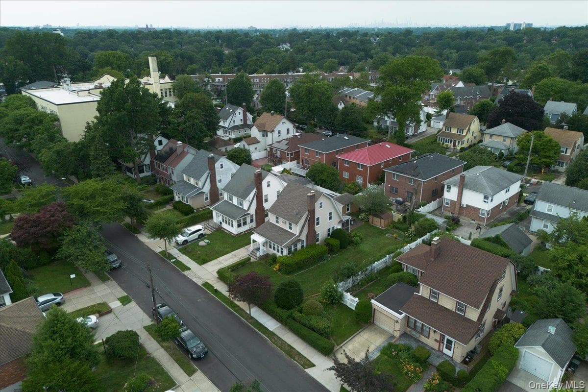 251-47 42nd Avenue thumbnail 35
