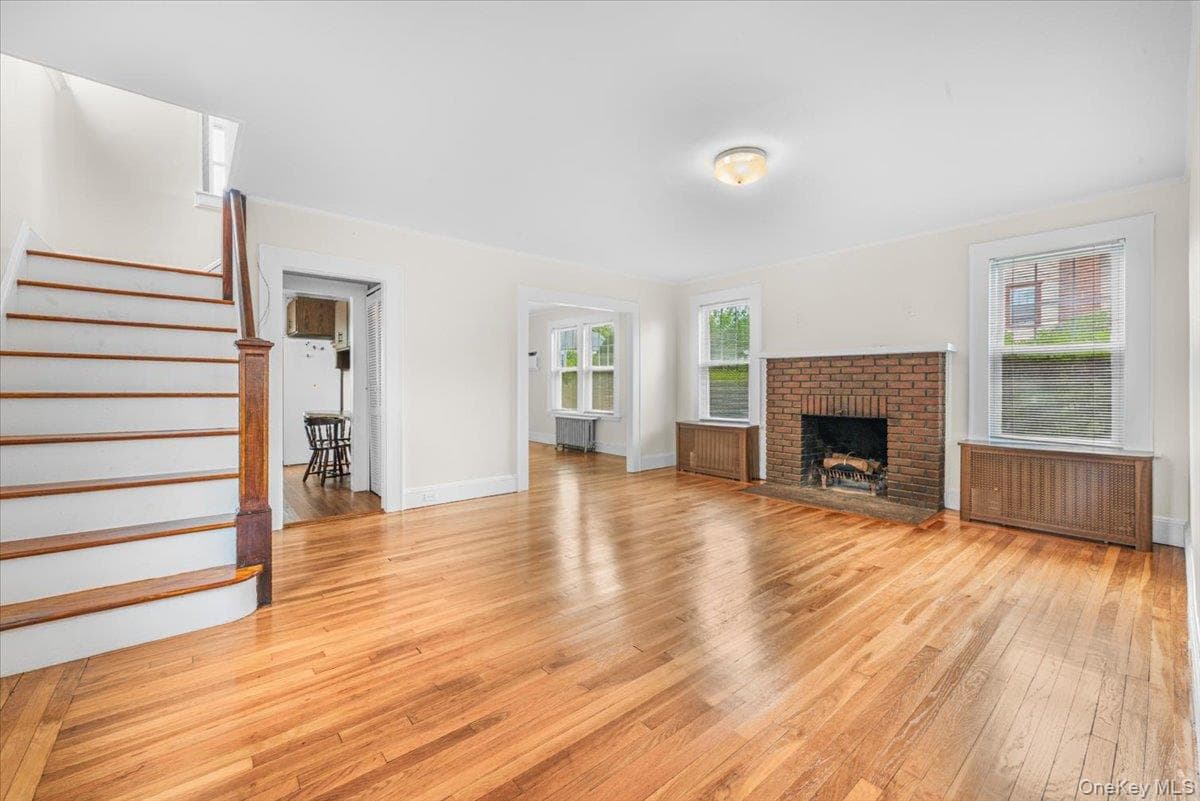 251-47 42nd Avenue thumbnail 8