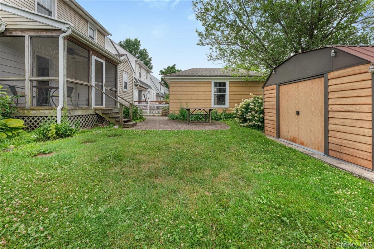 251-47 42nd Avenue thumbnail 31