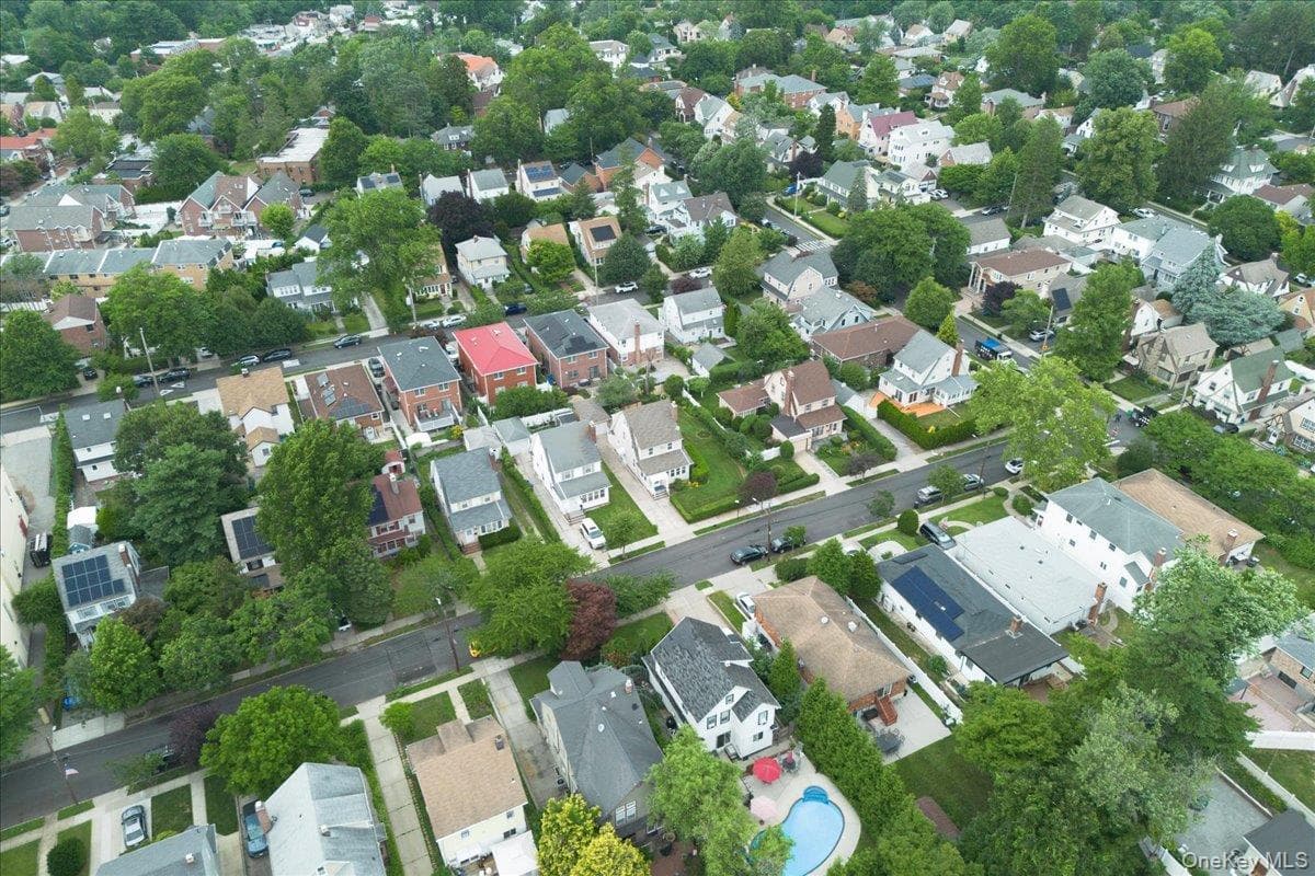 251-47 42nd Avenue thumbnail 34