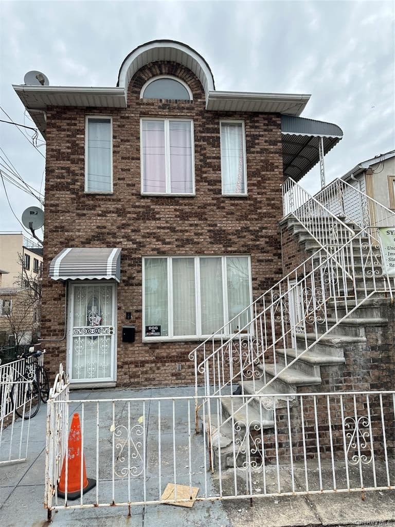 1013 E 82nd Street, Brooklyn