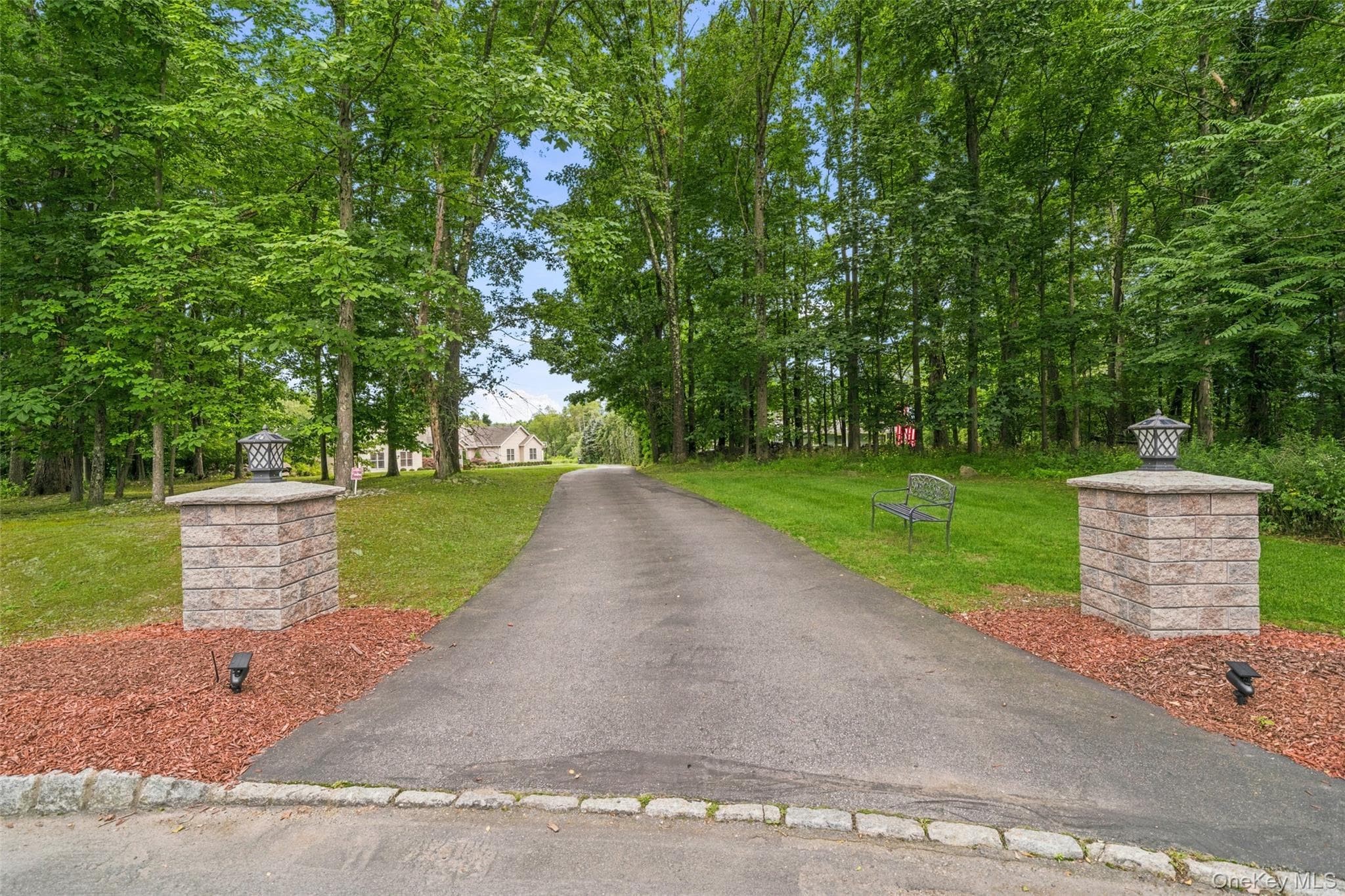 84 Pin Oak Drive thumbnail 4