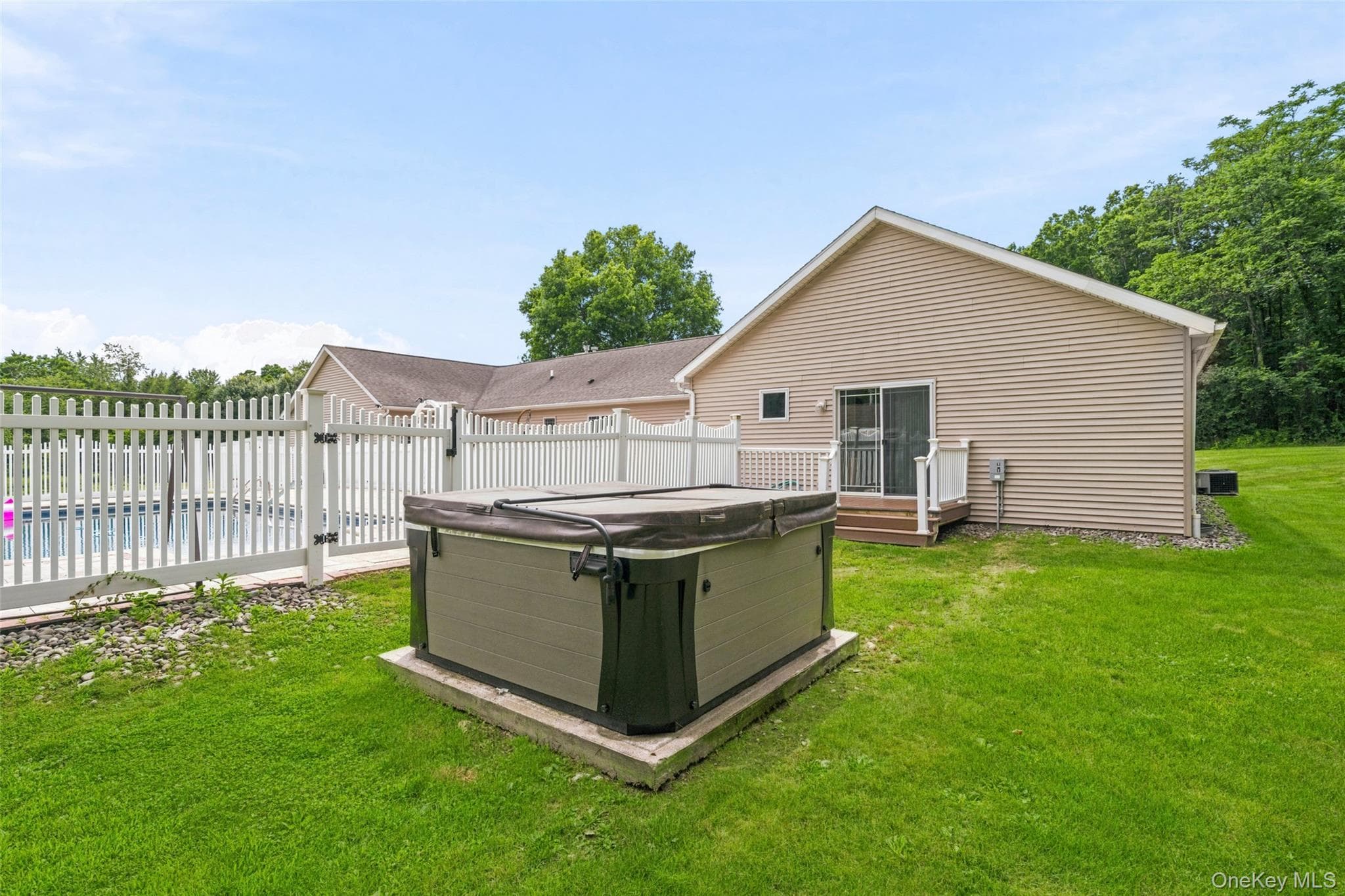 84 Pin Oak Drive thumbnail 44