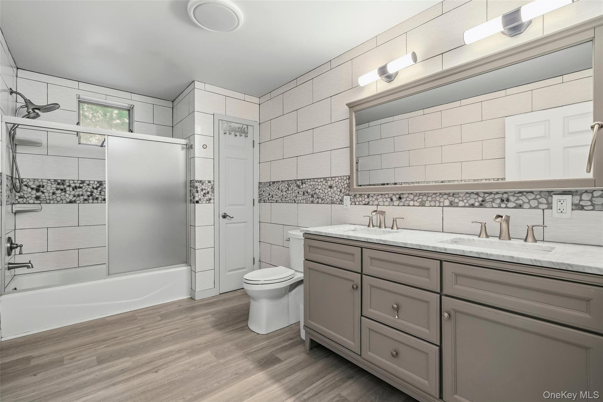84 Pin Oak Drive thumbnail 25