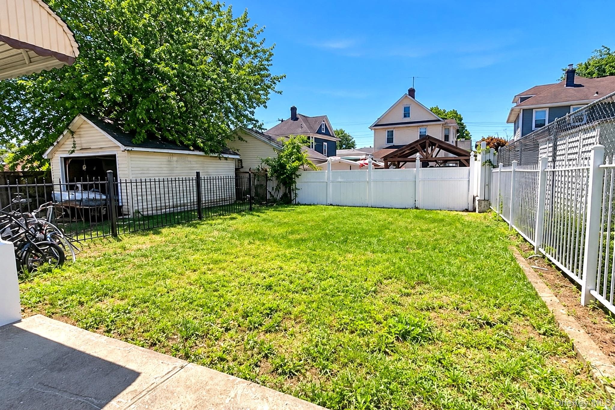 218-42 140th Avenue thumbnail 9