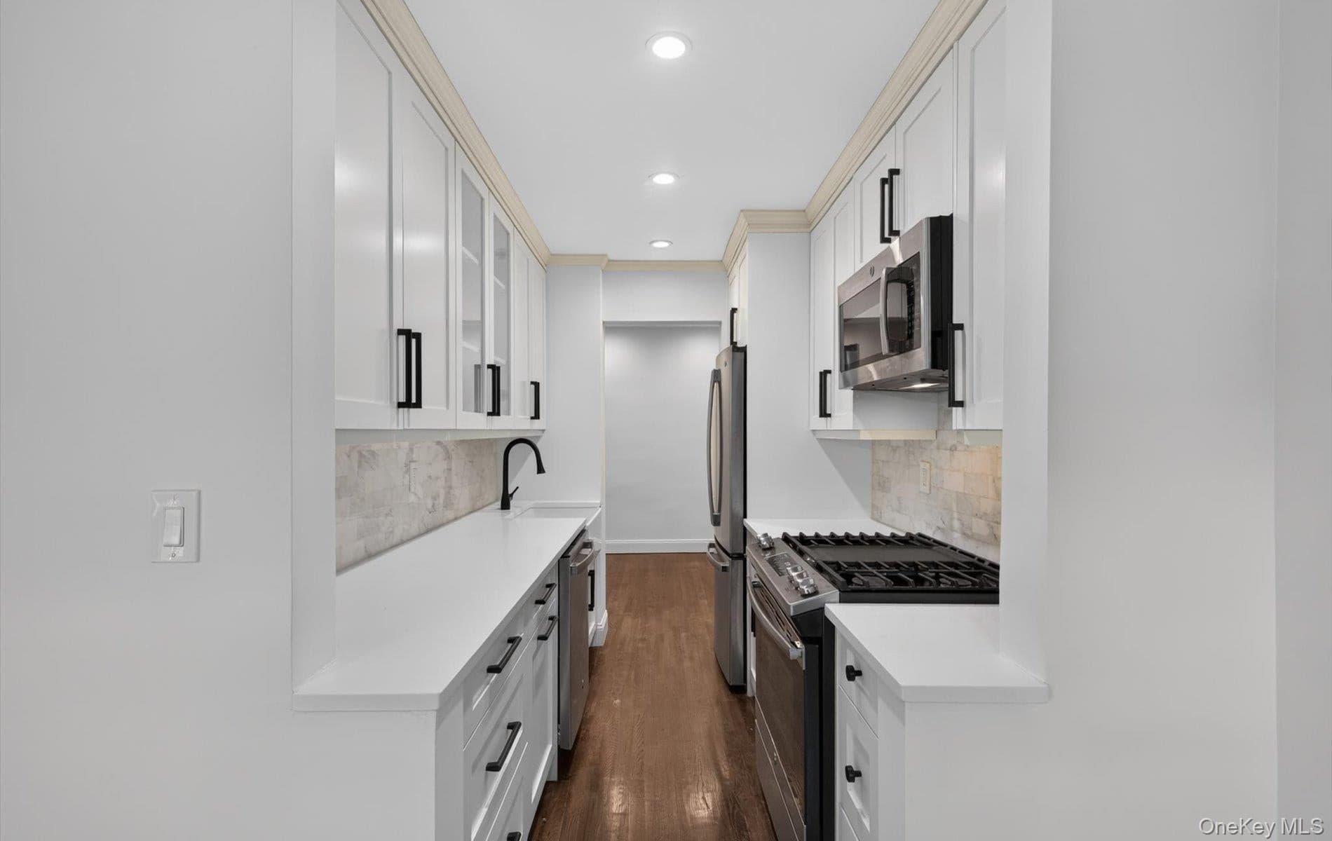 4 Birchwood Court Unit: 4G thumbnail 24