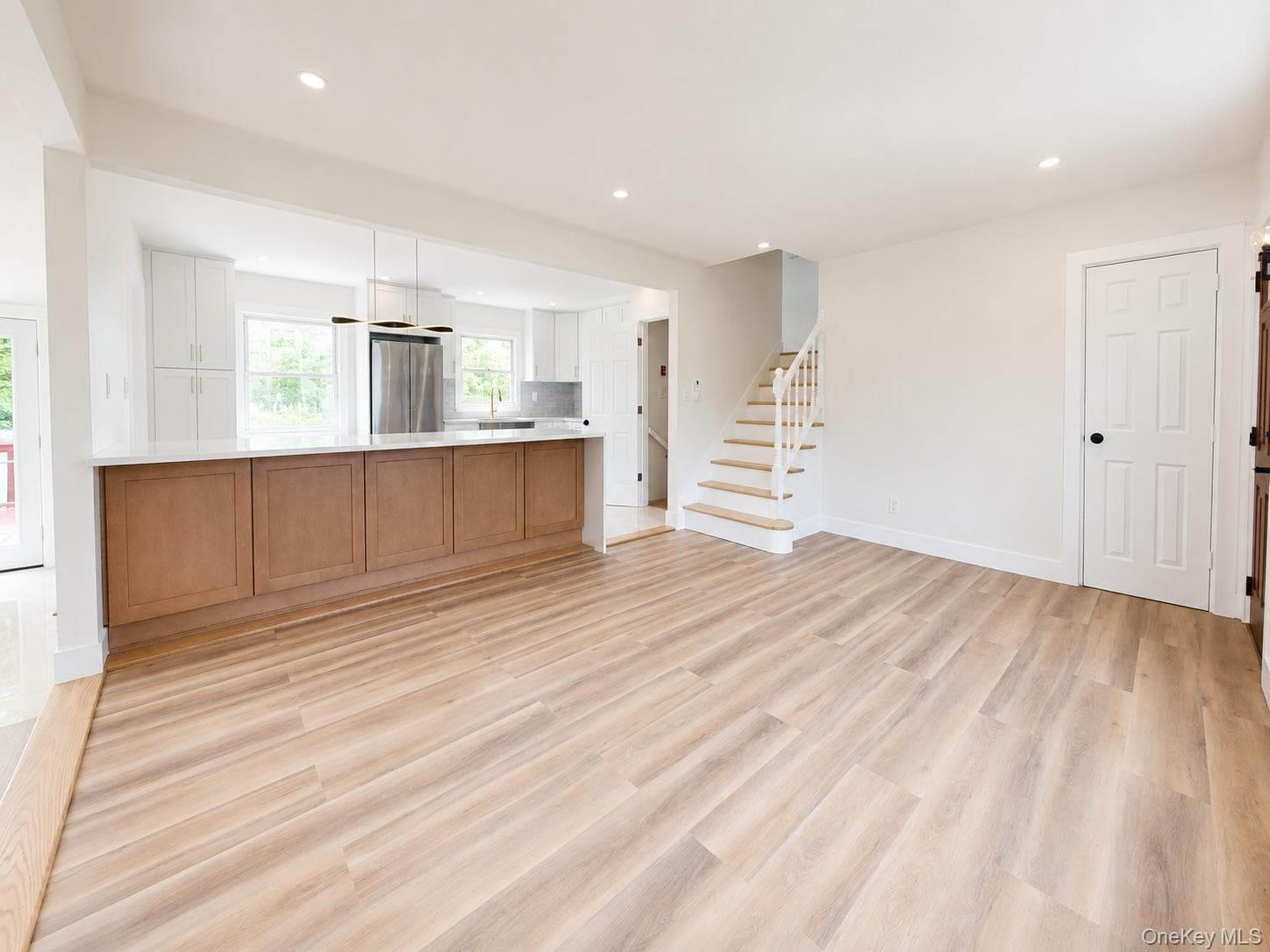 984 Hayes Street thumbnail 8