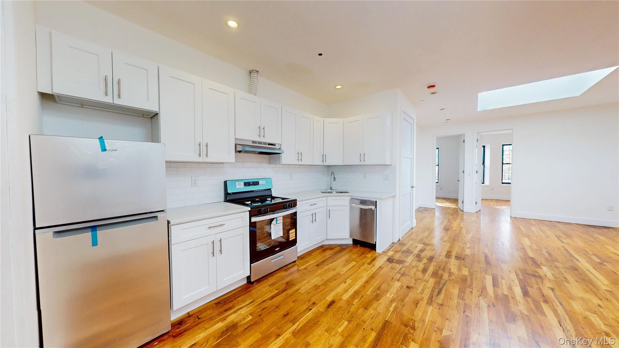 659 Georgia Avenue thumbnail 5