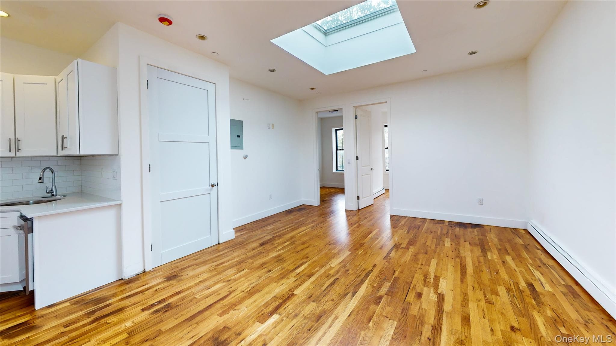 659 Georgia Avenue thumbnail 6