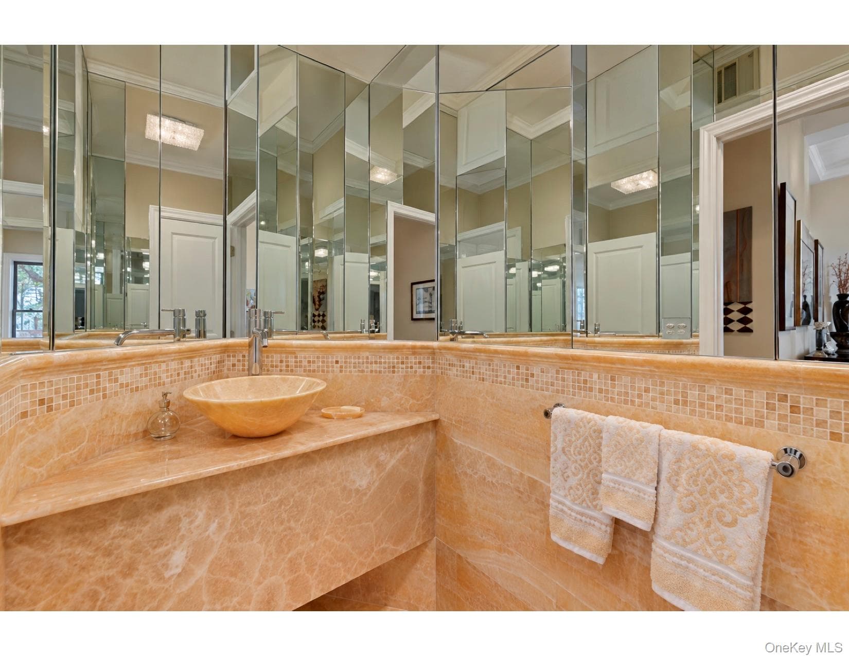 16 Willowood Court thumbnail 15