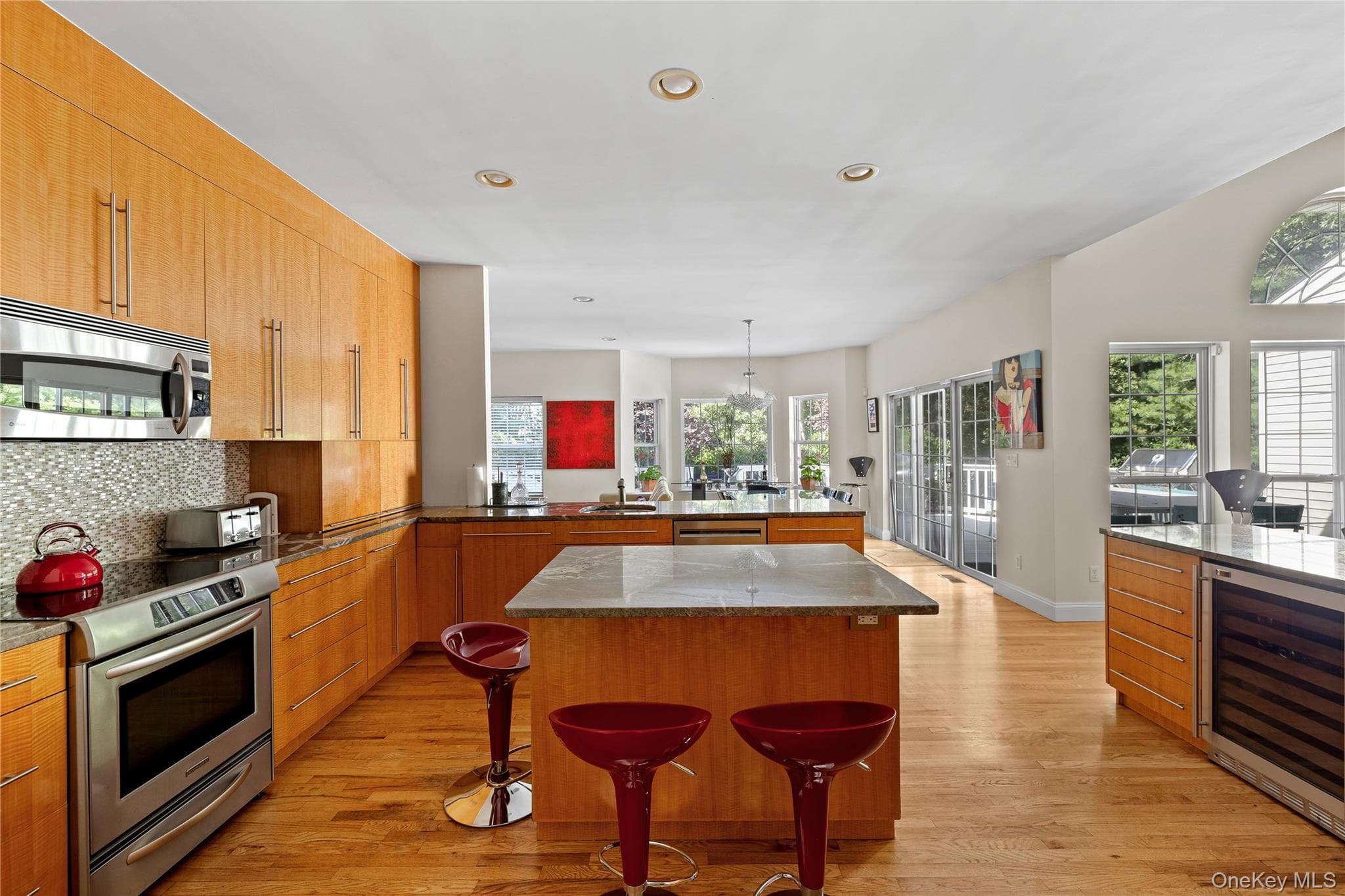 16 Willowood Court thumbnail 9