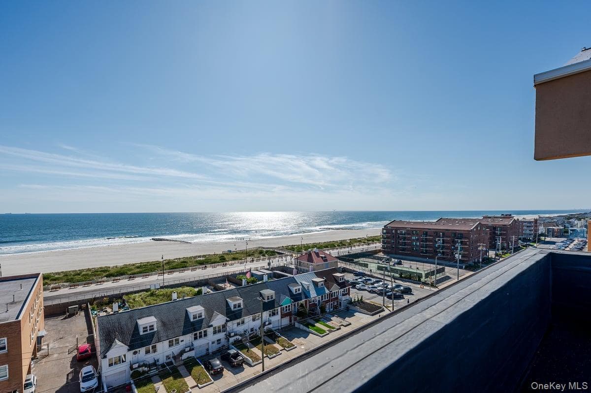 661 W Broadway Unit: 402 thumbnail 39