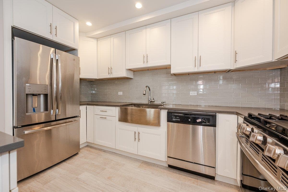 661 W Broadway Unit: 402 thumbnail 8