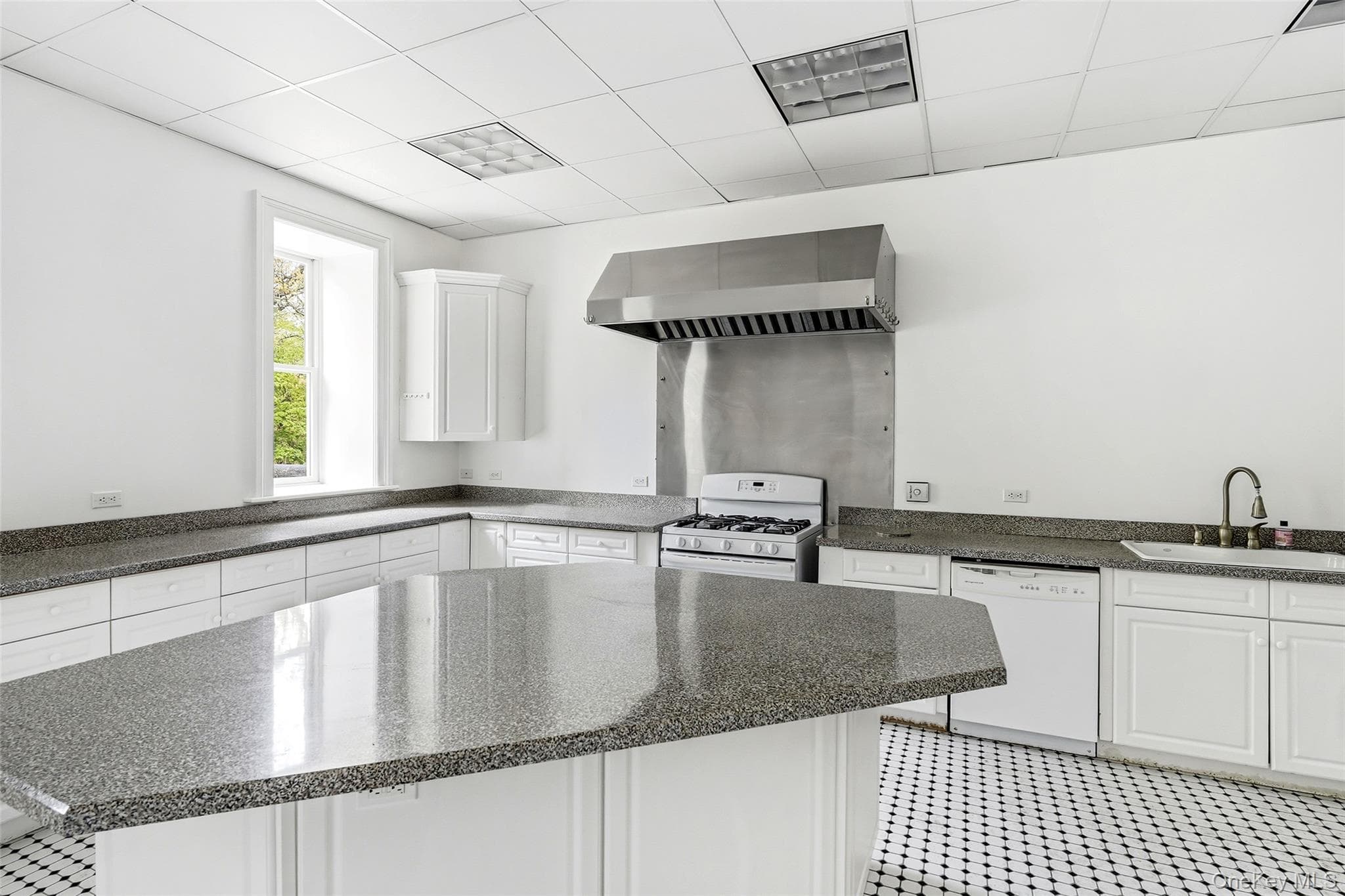139 Scarborough Road thumbnail 23