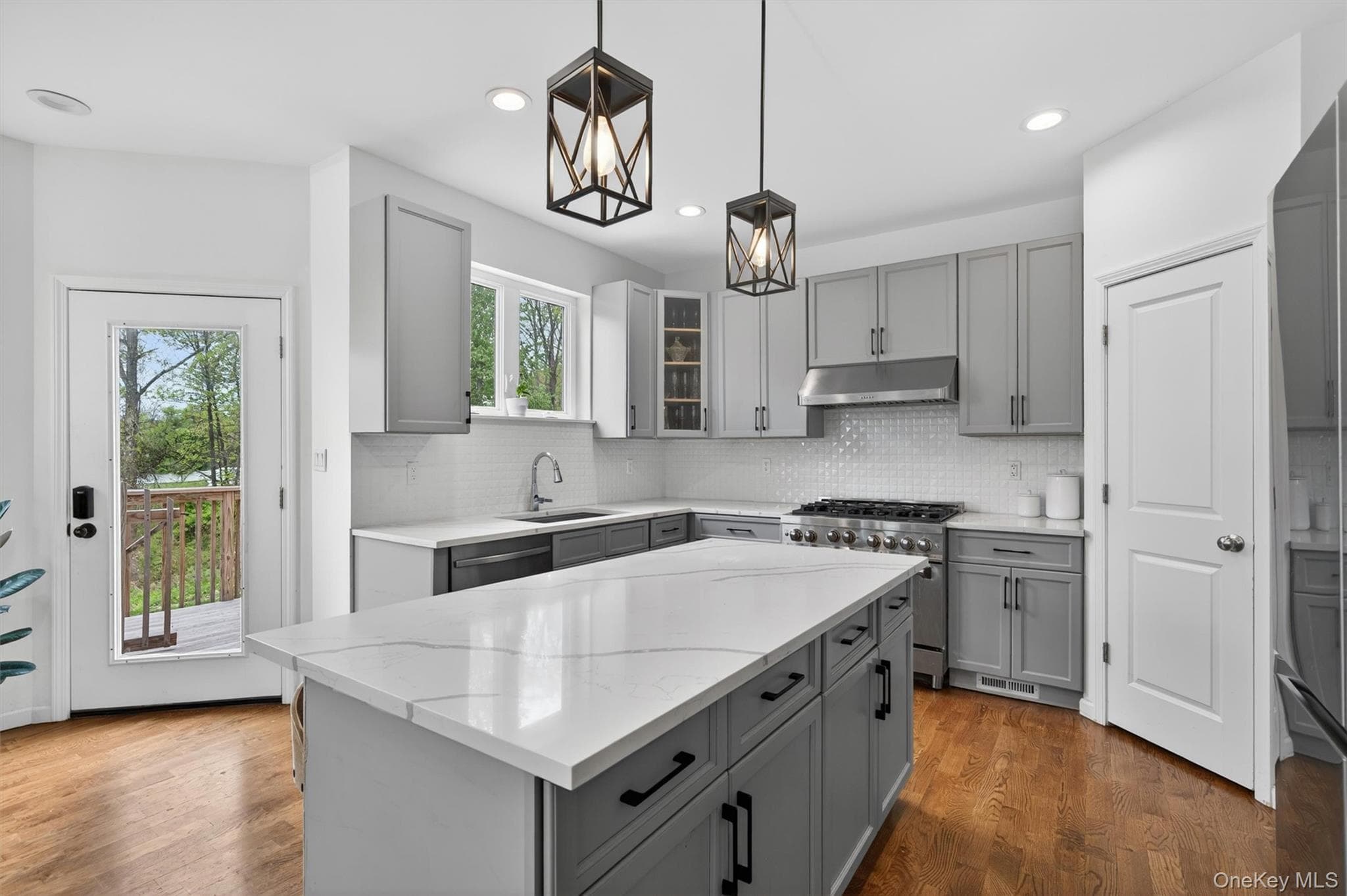 66 Pin Oak Drive thumbnail 16