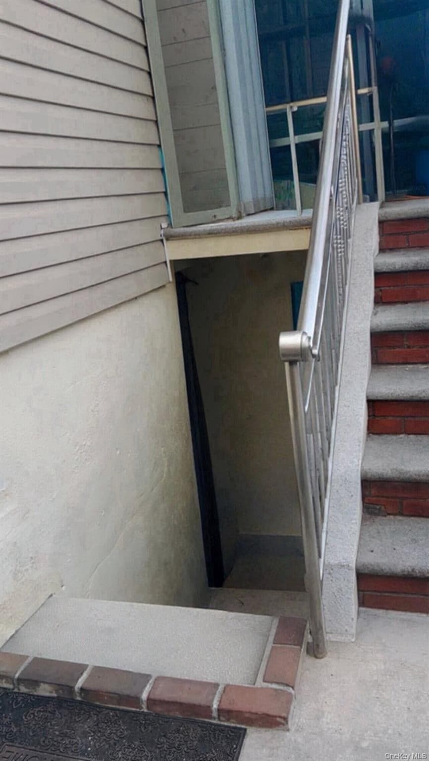 9812 38th Avenue thumbnail 14