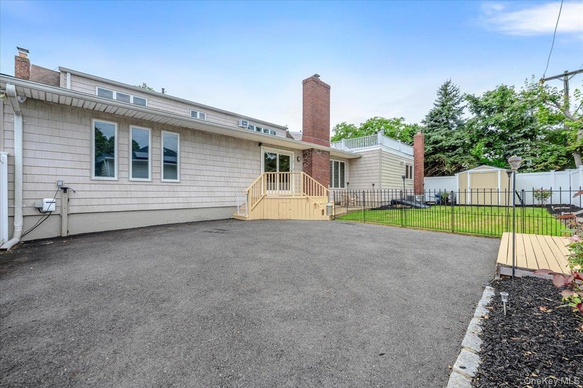 86 Edmore Lane thumbnail 42
