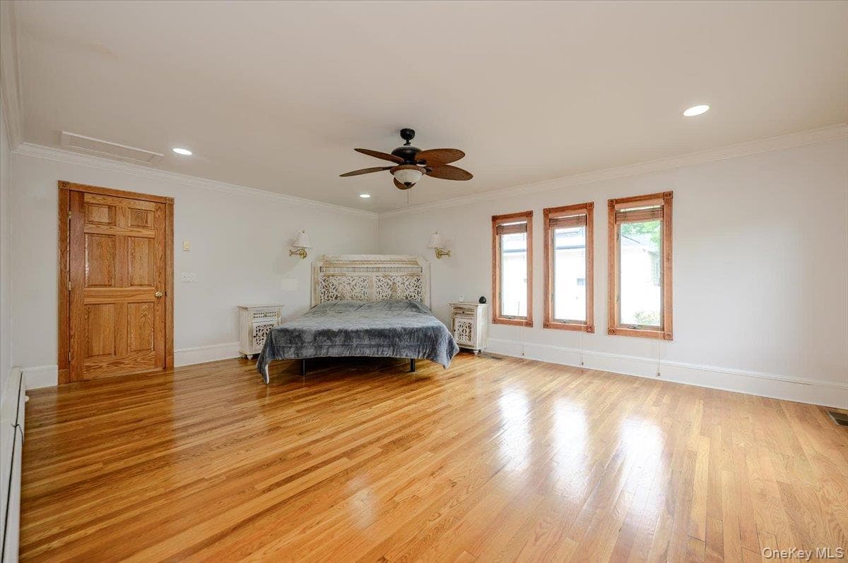 86 Edmore Lane thumbnail 11