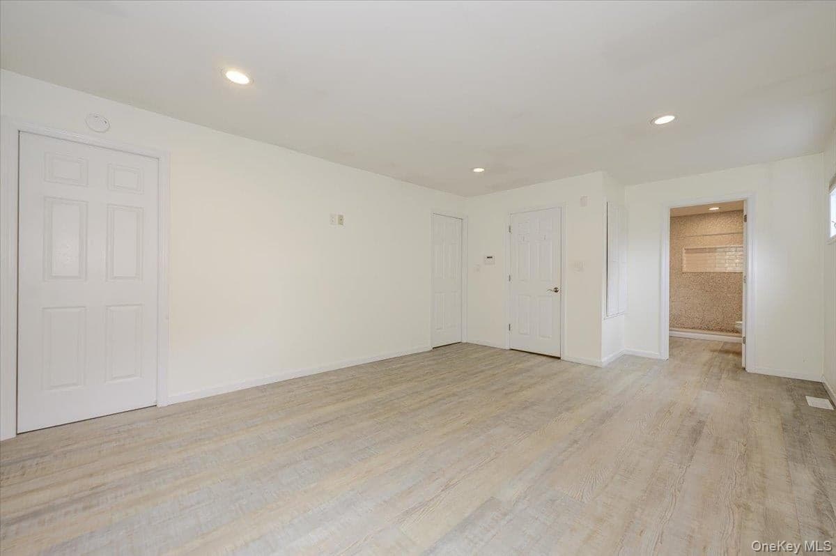 86 Edmore Lane thumbnail 30