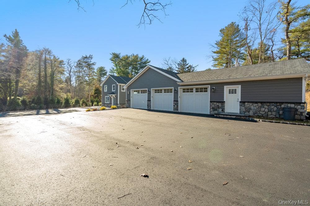 89 Mill River Road thumbnail 31