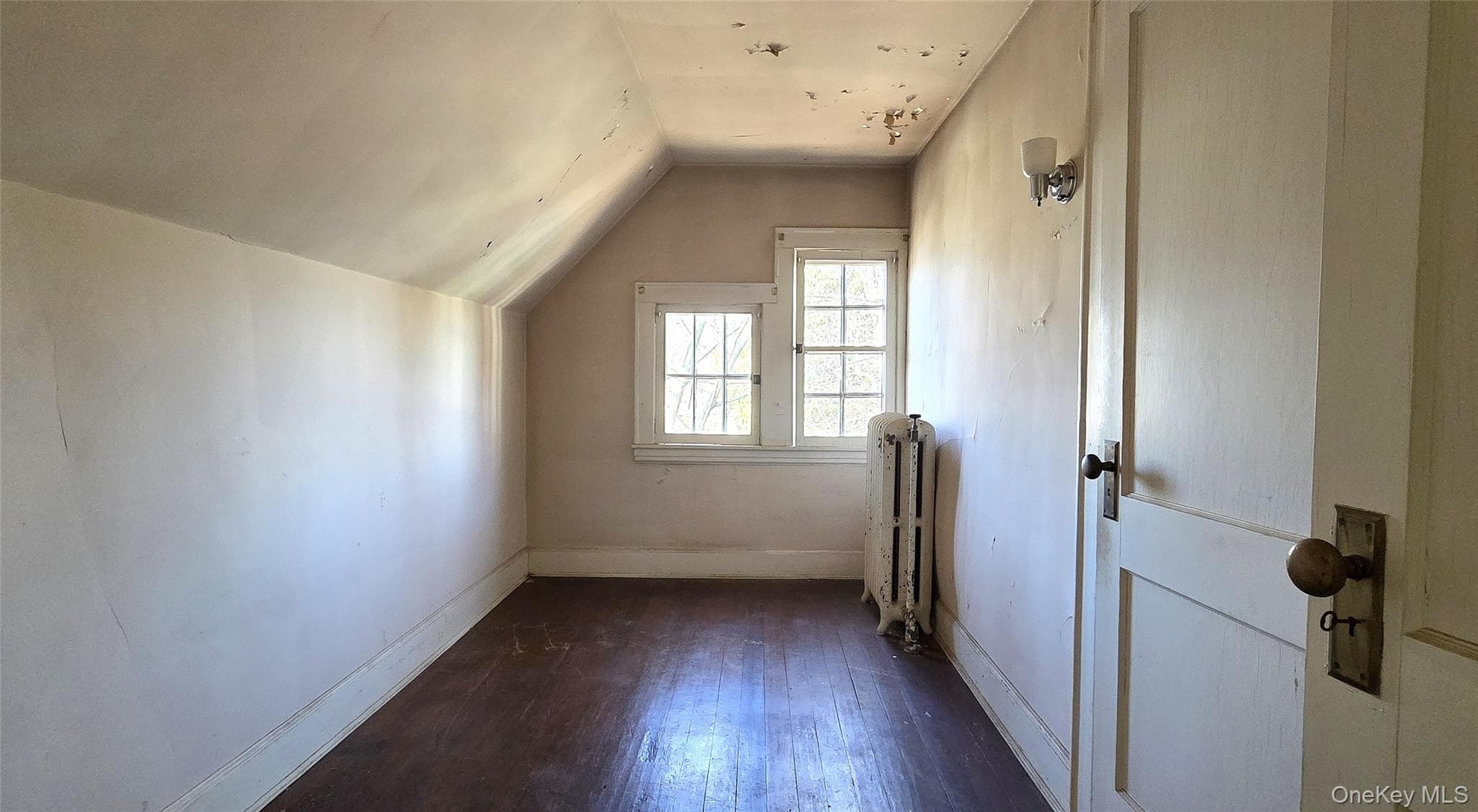 540 Webster Avenue thumbnail 13