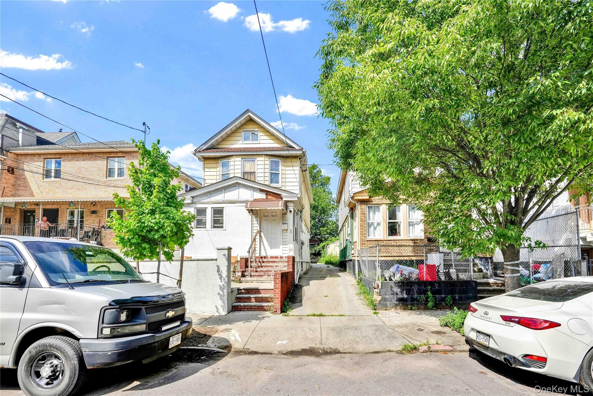 9720 Remington Street thumbnail 2