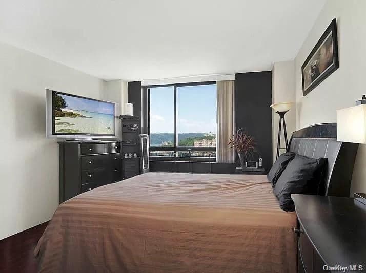 2287 Johnson Avenue Unit: 12B, Bronx